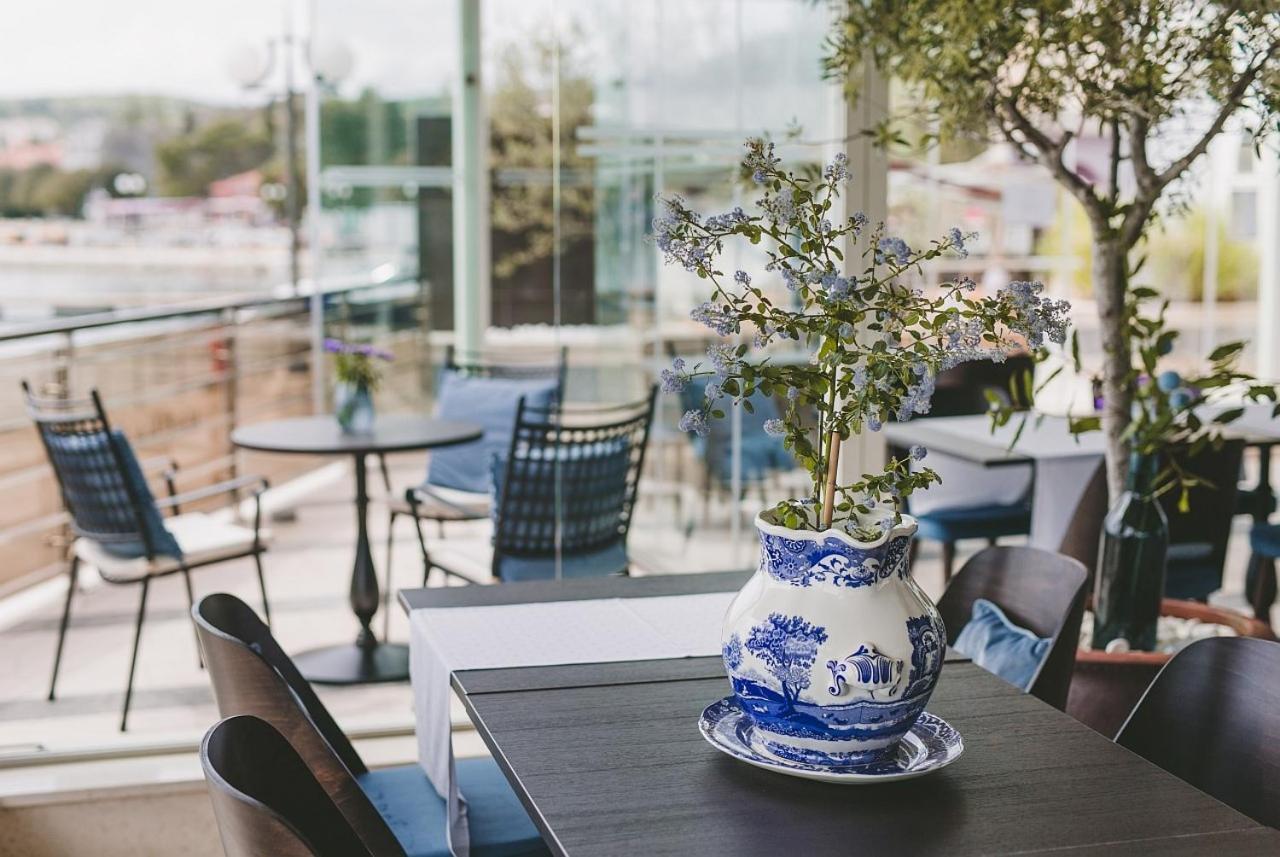 Hotel Marina Krk Town Eksteriør billede