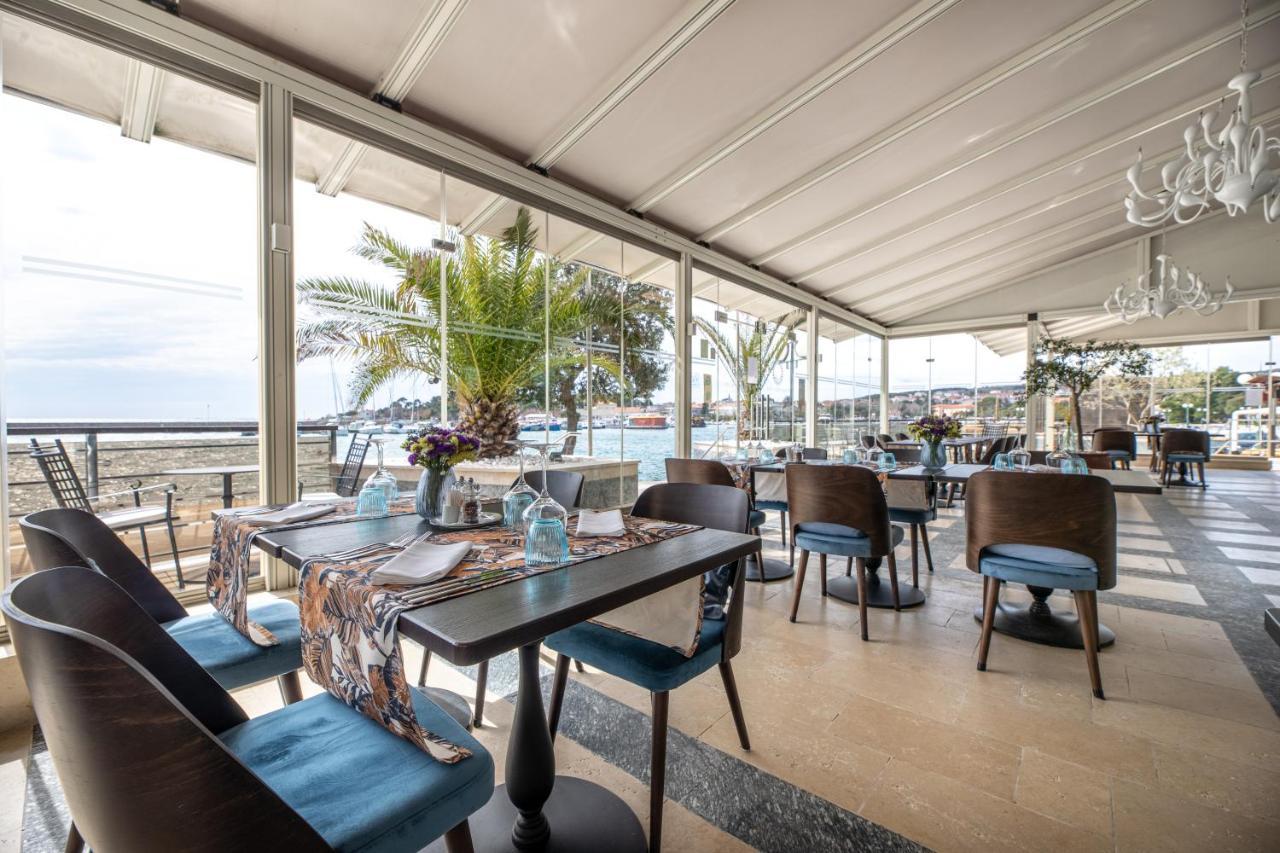 Hotel Marina Krk Town Eksteriør billede