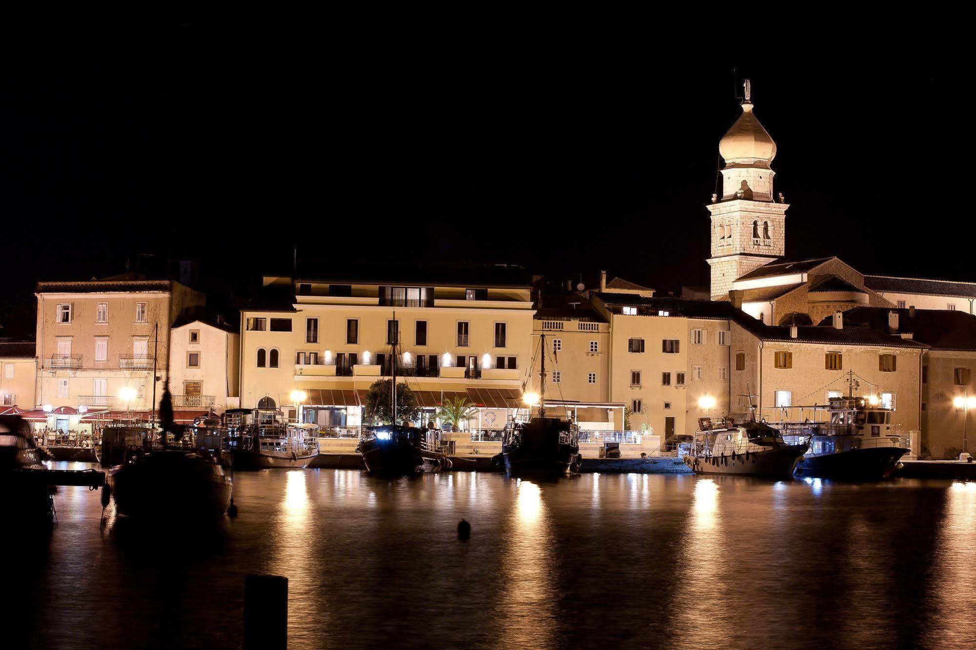 Hotel Marina Krk Town Eksteriør billede